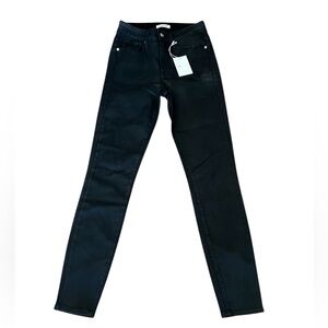 NWT Good American Coated jean size 25